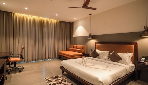 Deluxe Double Room, Balcony, Garden View