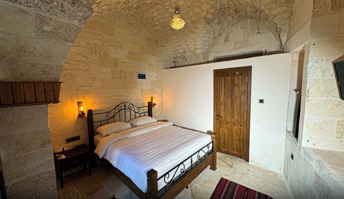 Deluxe Double Room, 1 Queen Bed, Non Smoking, Courtyard View