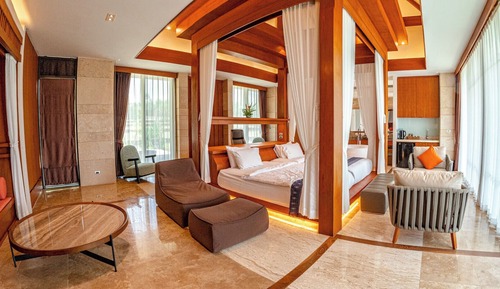 Luxury Villa, 1 King Bed, Balcony, Lake View