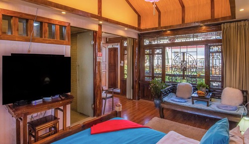 Superior Double Room Single Use, Garden View