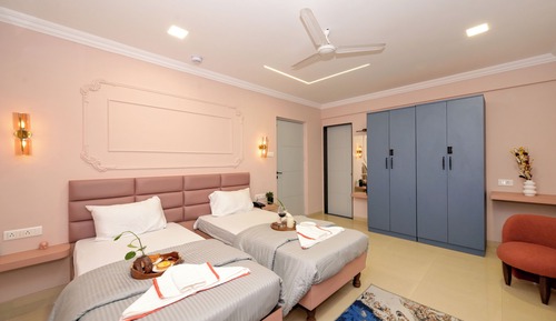 Deluxe Twin Room, Balcony, City View