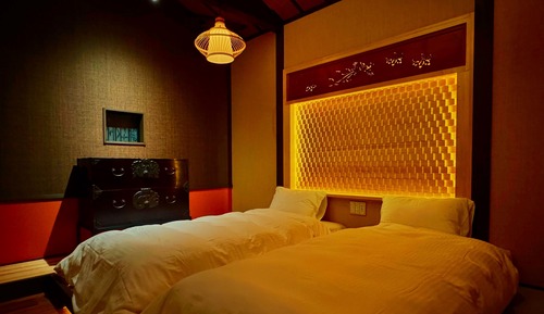 House, 2 Bedrooms