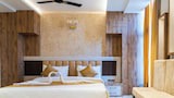 Deluxe Room, City View
