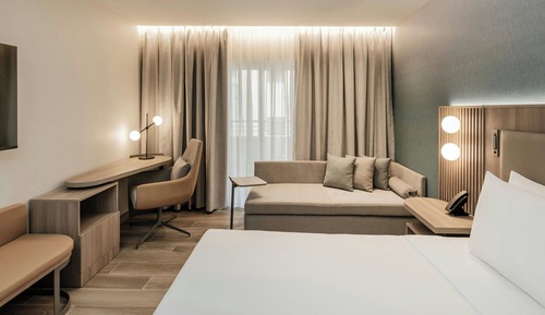 Family Room, 1 King Bed with Sofa bed, Non Smoking, Balcony