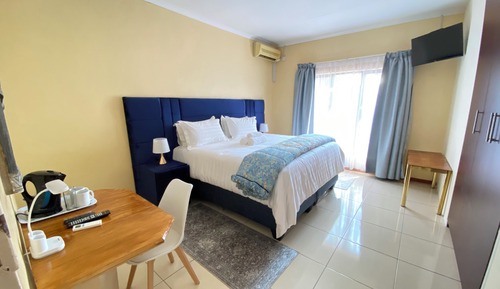 Deluxe Single Room