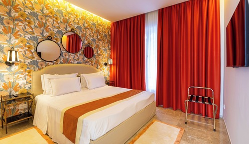 Deluxe Suite, Garden View