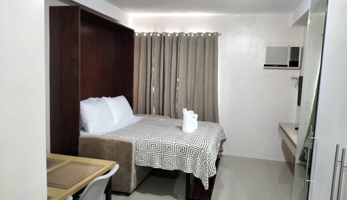 Deluxe Studio, City View