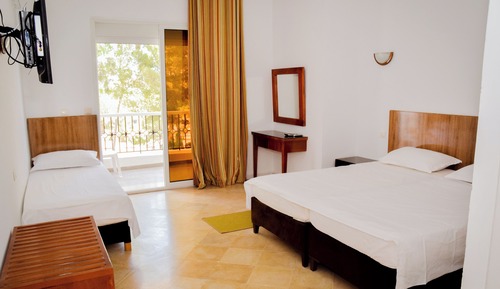 Triple Room