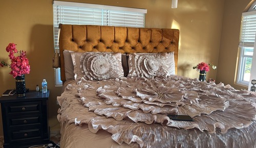 Single Room, Hill View