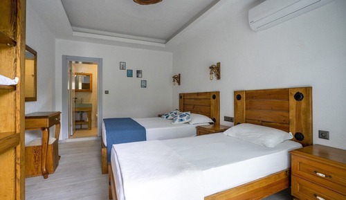 Classic Triple Room