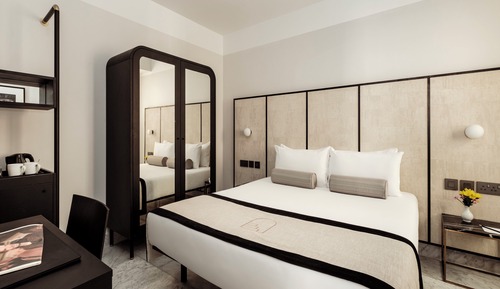 Classic Double or Twin Room, Courtyard View