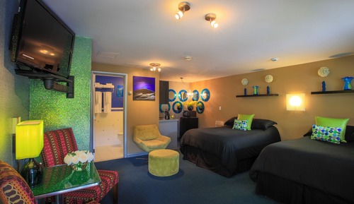 Classic Contemporary 5