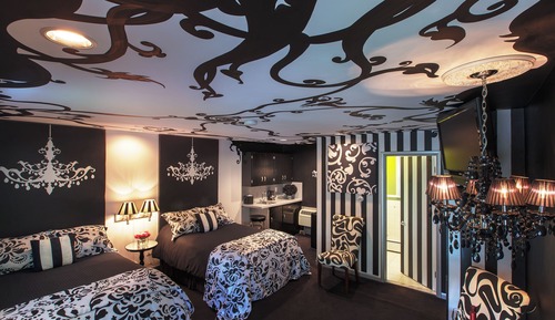 Classic Contemporary 3