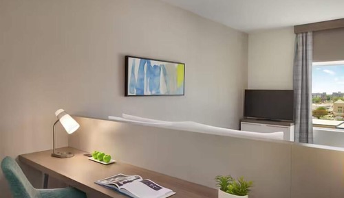 Junior Suite, 1 King Bed