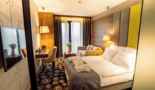 Economy Triple Room