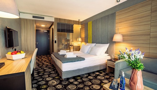 Superior Triple Room, Courtyard View