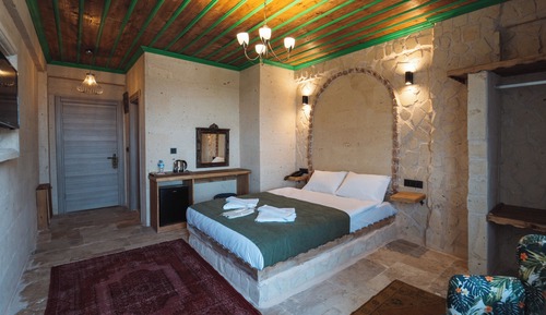Junior Double Room, Garden View