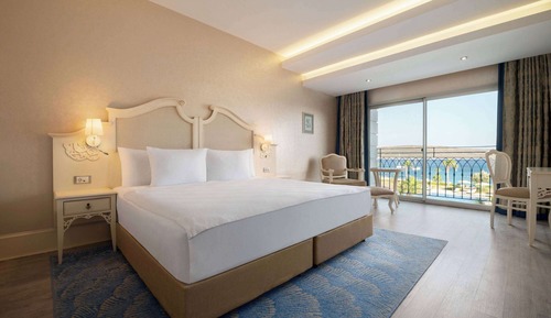 Standard Room, 1 King Bed with Sofa bed, Sea View