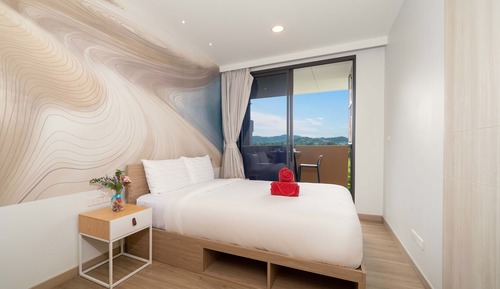 Luxury Apartment, Balcony, Golf View