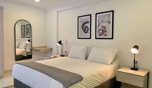 Apartment (2)