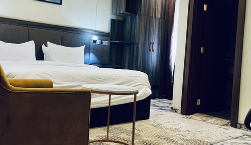 Royal Room