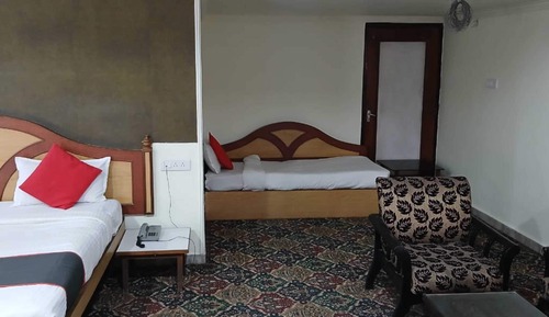 Deluxe Suite