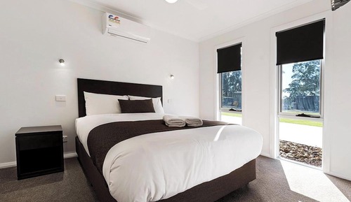 Deluxe 3 Bedroom Villa - Sleeps 6