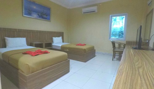 Standard Twin Room, City View
