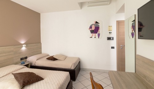 Standard Quadruple Room, Courtyard View