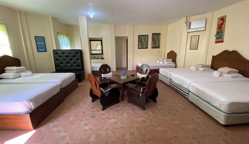 Family Room, Garden View