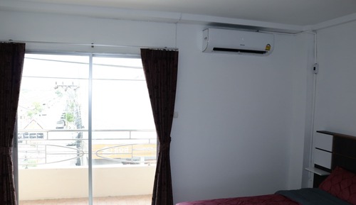 Deluxe Room, Balcony, City View