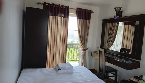 Deluxe Double Room, Balcony, Lake View