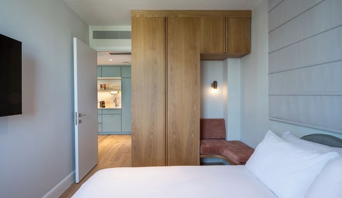 One-Bedroom Apartment with Balcony and Sofa Bed