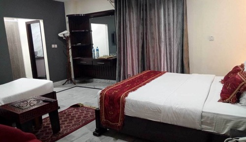 Executive Room