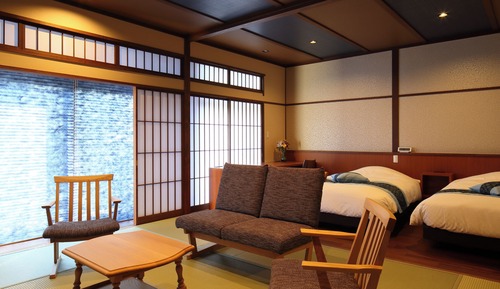 Superior Japanese Western Room
