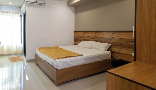 Comfort Double Room, City View