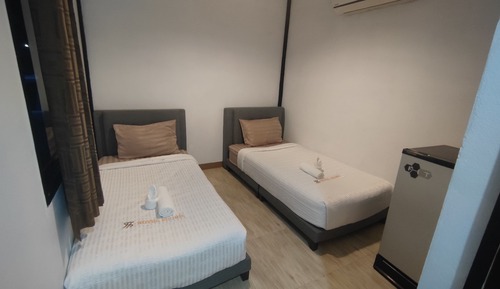 Basic Twin Room