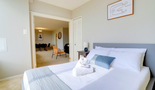 Comfort Apartment, 3 Bedrooms, Balcony, City View