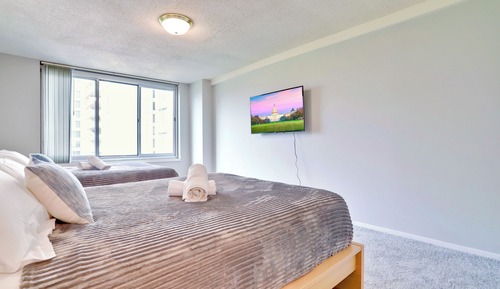 Comfort Apartment, 2 Bedrooms, Balcony, City View
