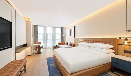 Room, 1 King Bed, Non Smoking, Lake View