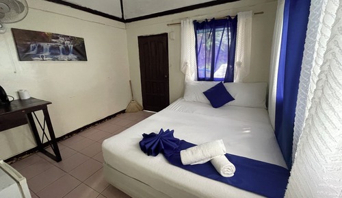 Room, Mountain View