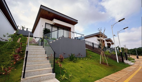 Bungalow Twin Room