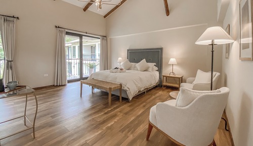 Deluxe Room, Balcony, Mountain View