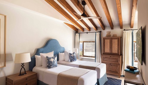 Room, Mountain View