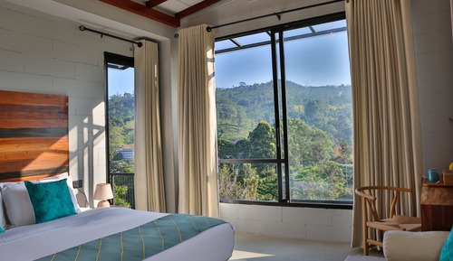 Junior Suite, Multiple Beds, Non Smoking, Mountain View