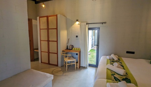 Family Suite, Multiple Beds, Non Smoking, Mountain View