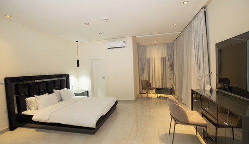 Junior Apartment