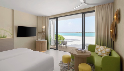 Room, Jetted Tub, Beachfront (Mirage, Hollywood Twin)