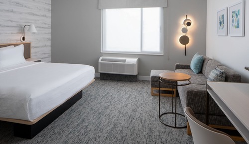 Studio, 1 King Bed