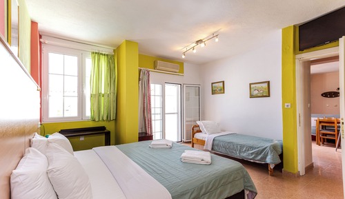 Deluxe Suite, Balcony, Pool View